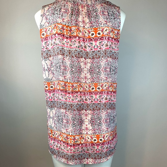 Violet & Claire V Neck Sleeveless Blouse- M - Picture 3 of 9